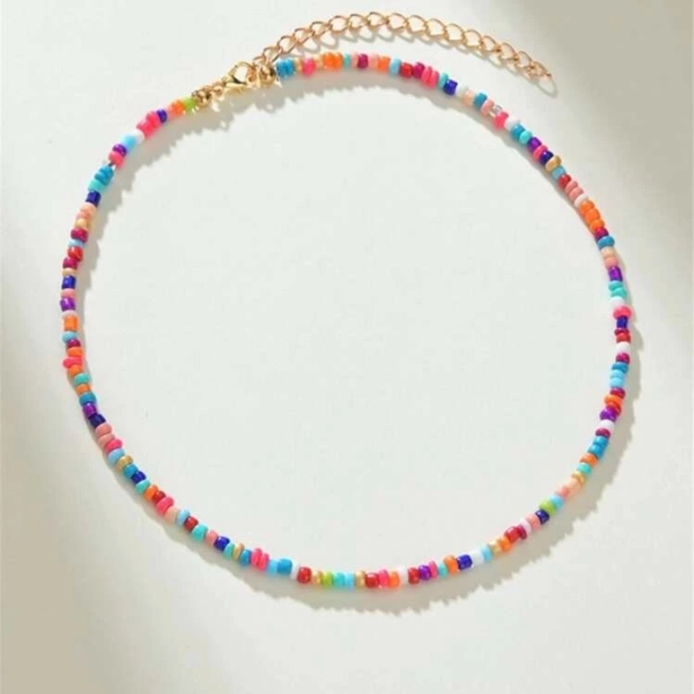 3/$30✨urban beach bum beaded necklace